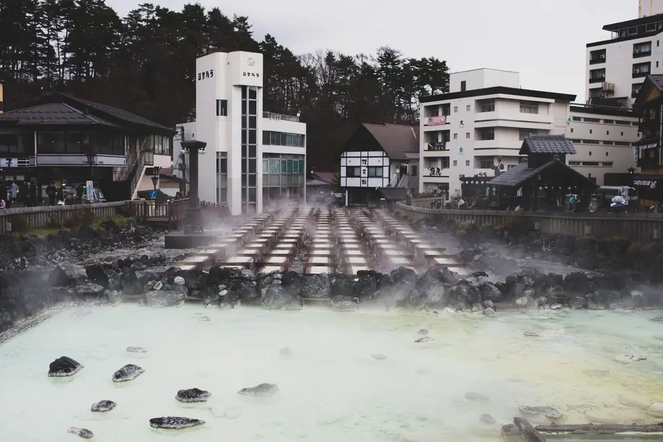 草津温泉、ひとり日帰りの記録。日本最強の湯に全身を委ねた午後