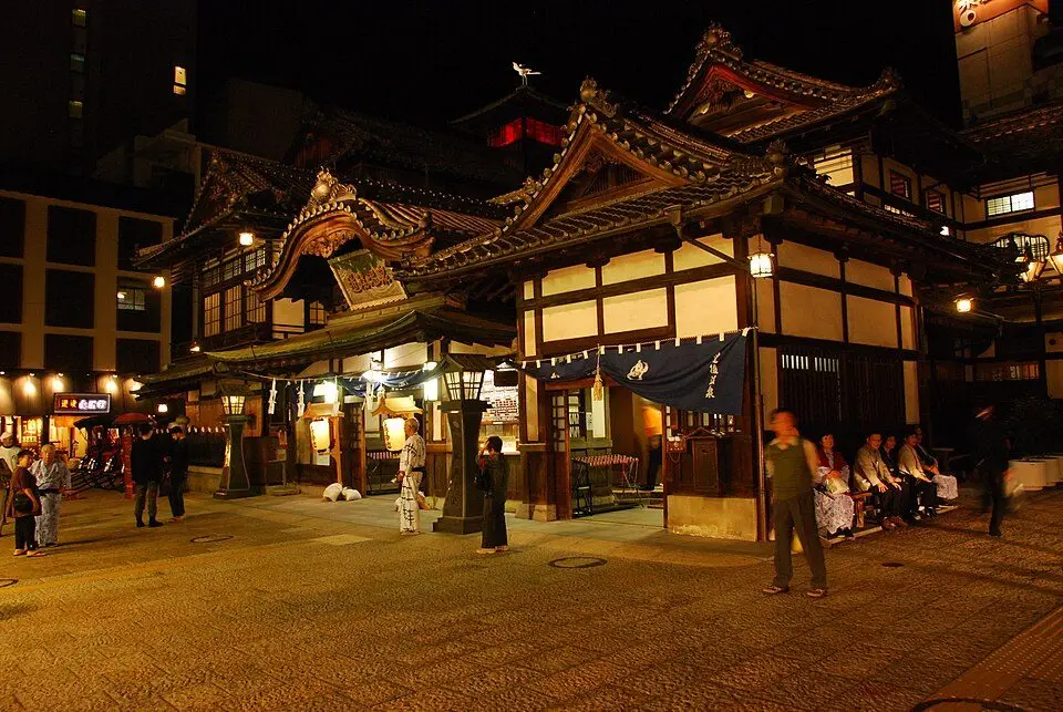 道後温泉本館の正面玄関