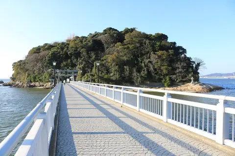 竹島と竹島橋の眺め（ホテル竹島周辺の景観）