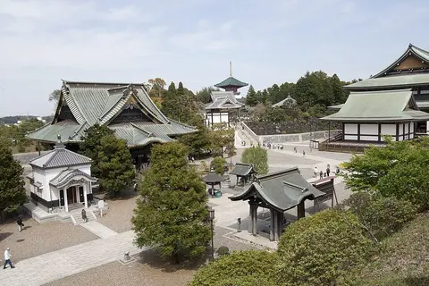 成田山新勝寺（大和の湯とは別地点、成田市を代表する名所）