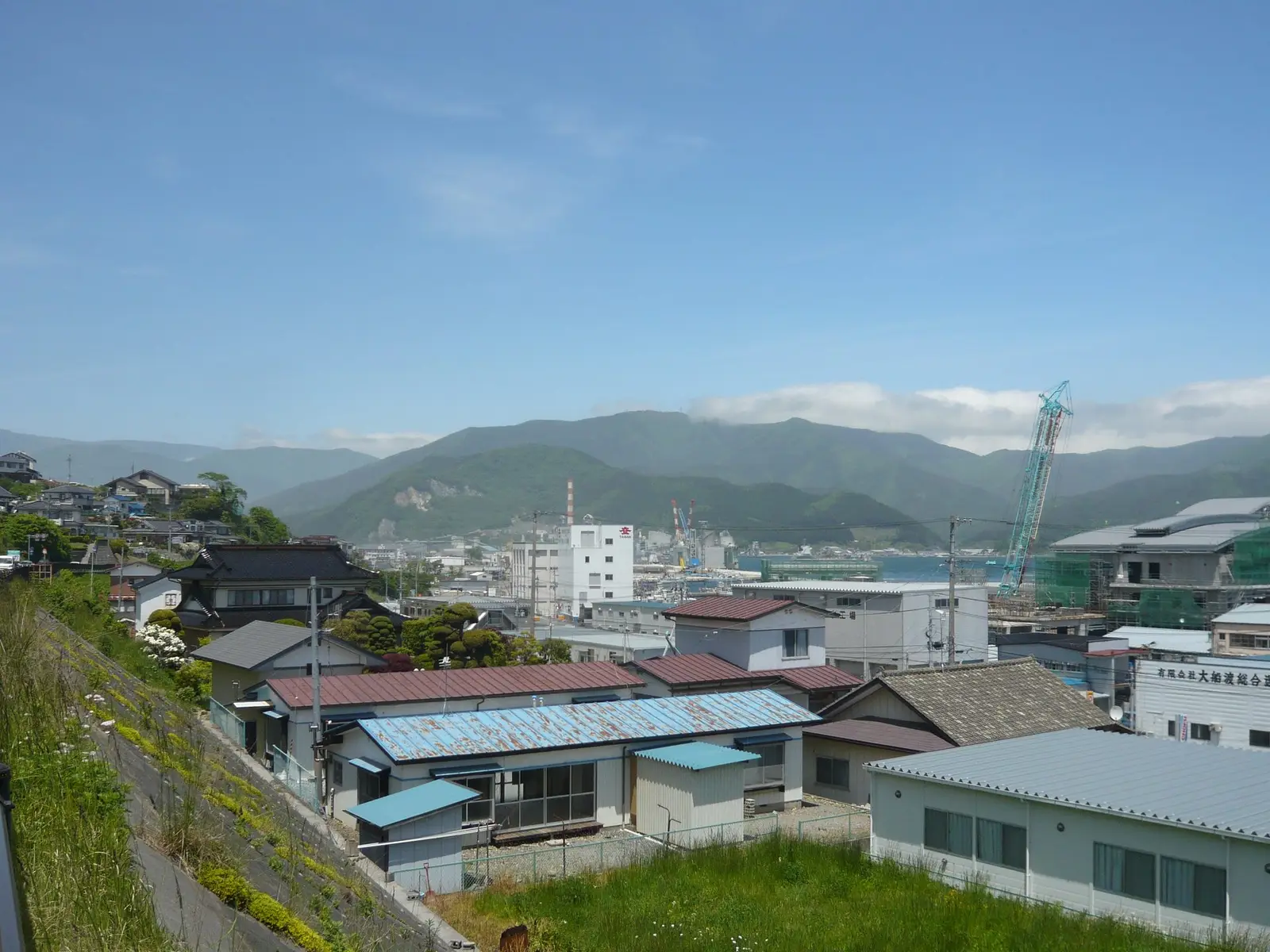 大船渡市街と港の風景（施設周辺の景観）