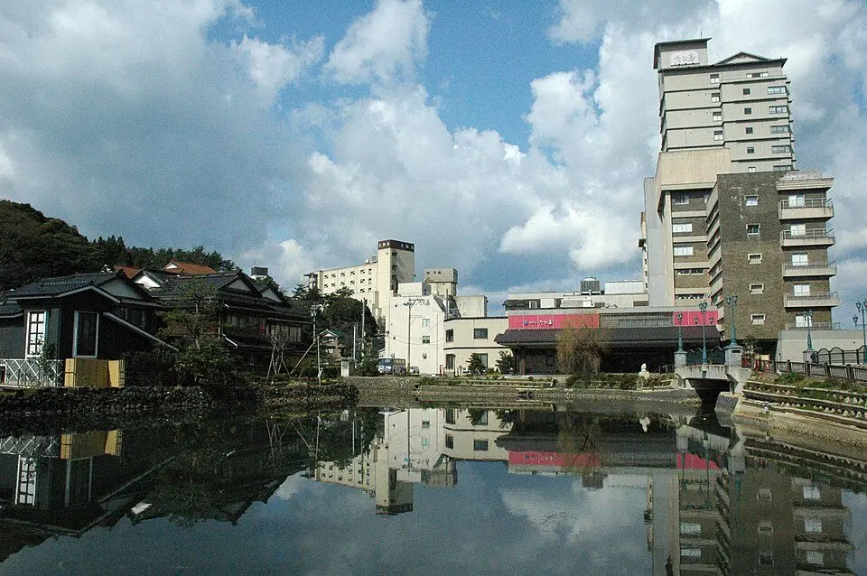 和倉温泉の全景